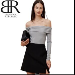 051 NWT XL/XXL Banana Republic Silver Sparkle Offshoulder Top